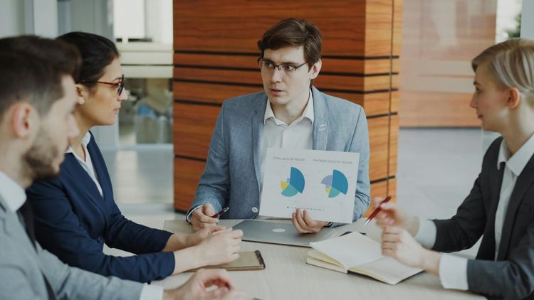 Comment Rédiger un Brief Séminaire Parfait — Guide Complet - seminaire.com