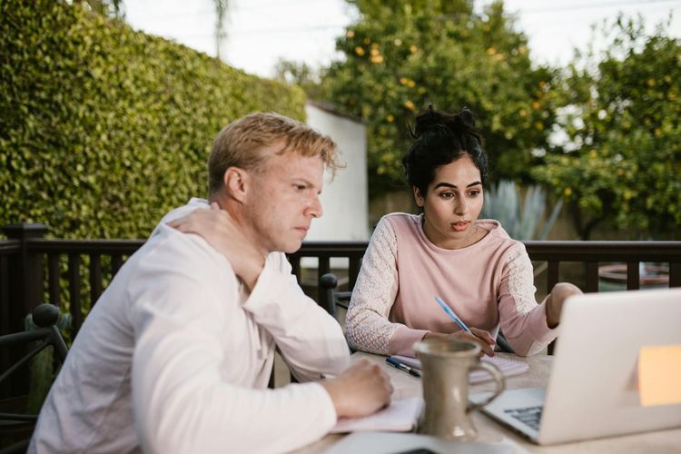 Full Remote : Comment Réunir Ses Équipes Dispersées en Séminaire d'Entreprise - seminaire.com