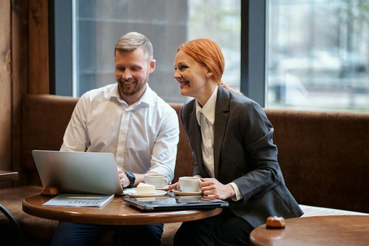 Full Remote: Come Riunire il Vostro Team Disperso in un Seminario Aziendale - seminaire.com
