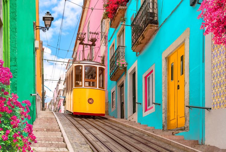 Team-building trip in Lisbon The top 5 activities