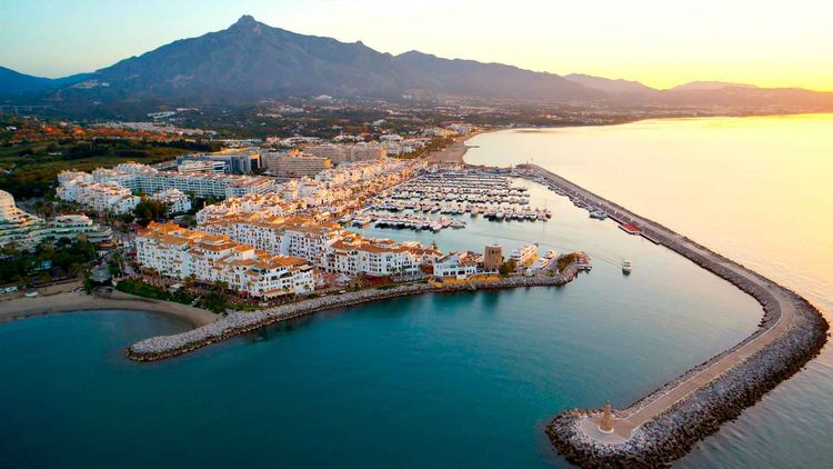 Corporate Retreat in Spain: A Program in Marbella