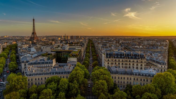 Team building en France: Ajoutez deux lettres à Paris, c'est le paradis!