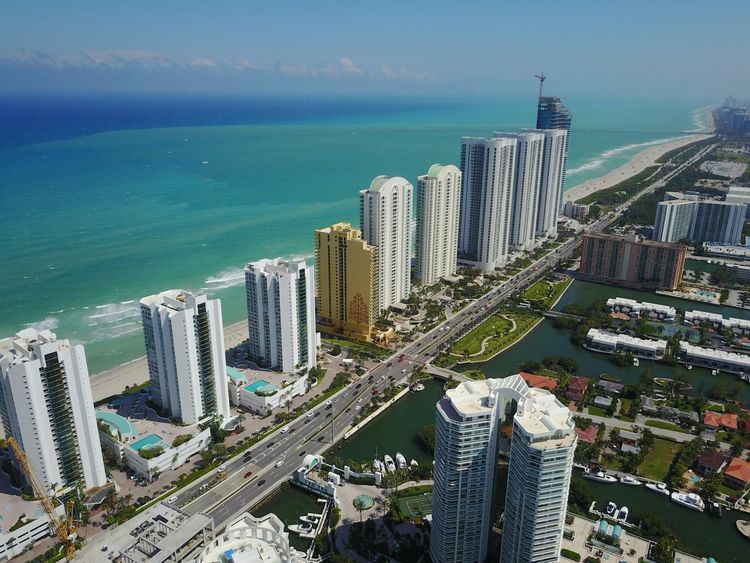 Direct Flights to Miami from Around the World — Guide for Distributed Teams