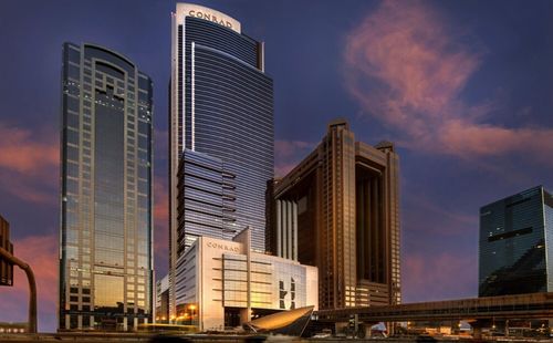 Conrad Dubai — Séminaire MICE Sheikh Zayed Road 1