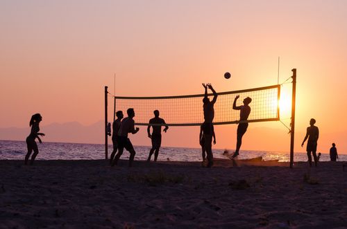 Tournoi de volley-ball sur la plage