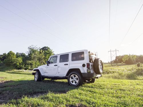 Rallye jeep dans l'arrière-pays
